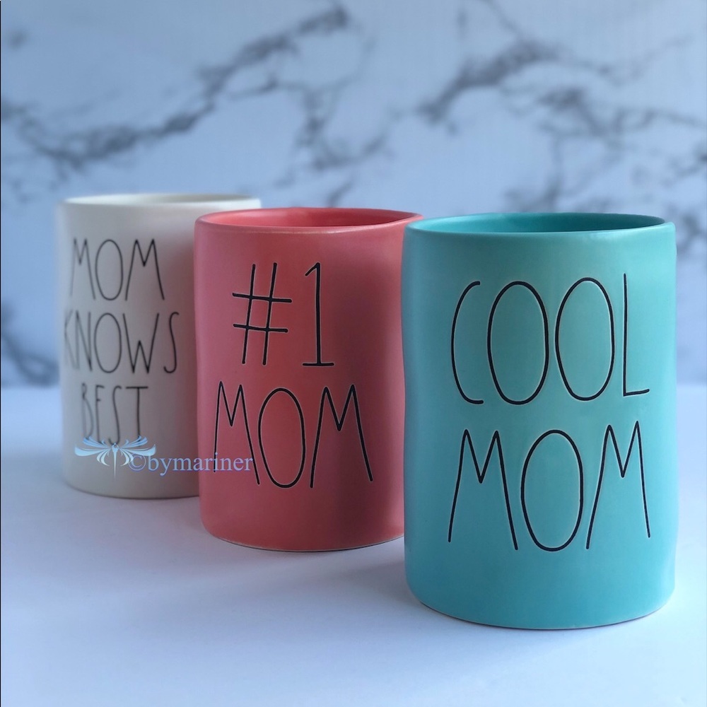 🍋 Rae Dunn Scented Candles Teal, Coral, White - Picture 4 of 5